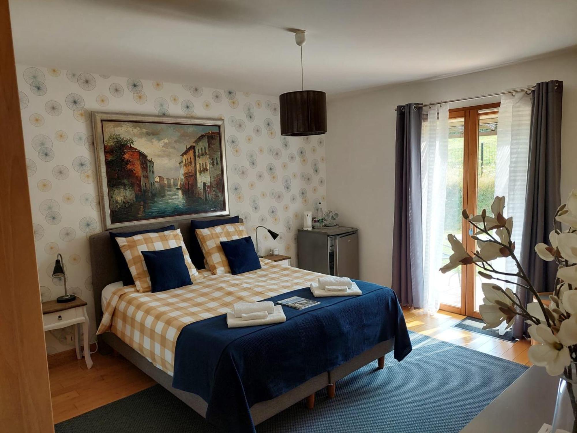 Aux Trois Muriers Villeneuve-sur-Lot Exterior photo